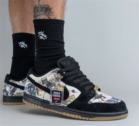 supreme x sb dunk